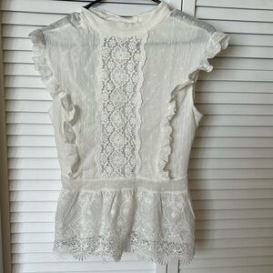 Born A Petite 
Dreamy Lace Backless Blouse